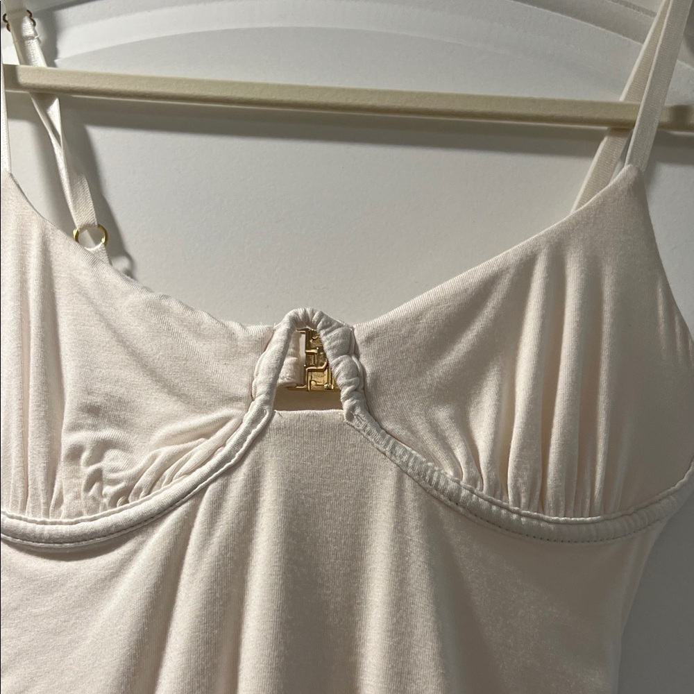 Elegant Ruched Dress Size XS - Picture 7 of 8